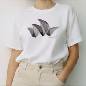SYDNEY OPERA HOUSE Australia White Graphic Souvenir Tee T-Shirt